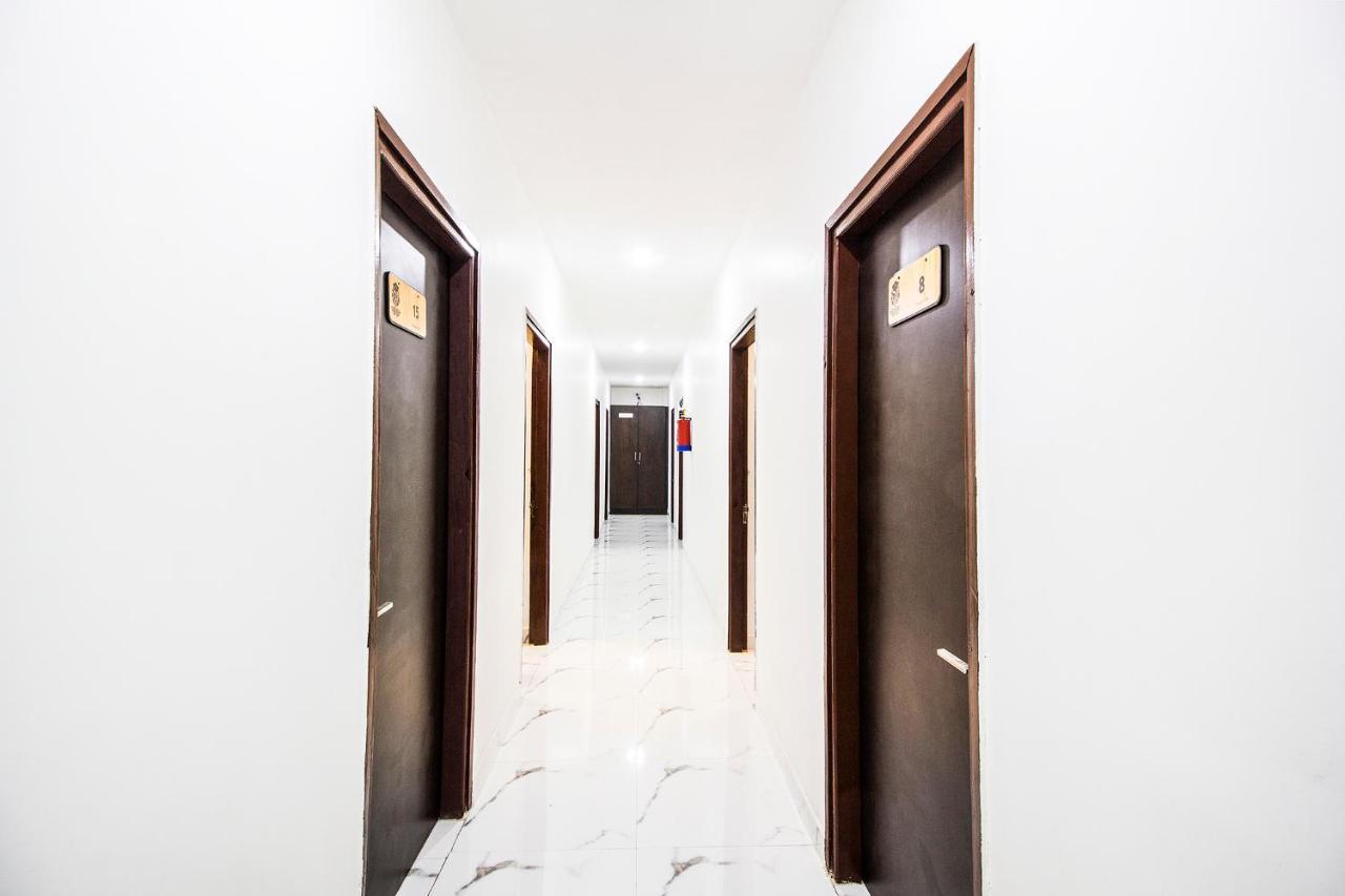 Fabexpress Tranquil Inn Gomti Nagar Лакхнау Экстерьер фото